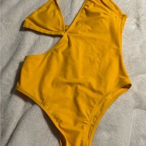 Yellow One-Shoulder Swimsuit New no Tags